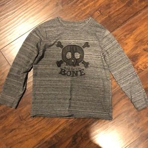 Long sleeve shirt with a skull and crossbones